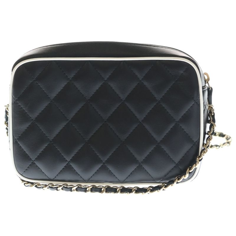 Chanel Quilted Lambskin Leather CC Logo Chain Shoulder Bag Gold