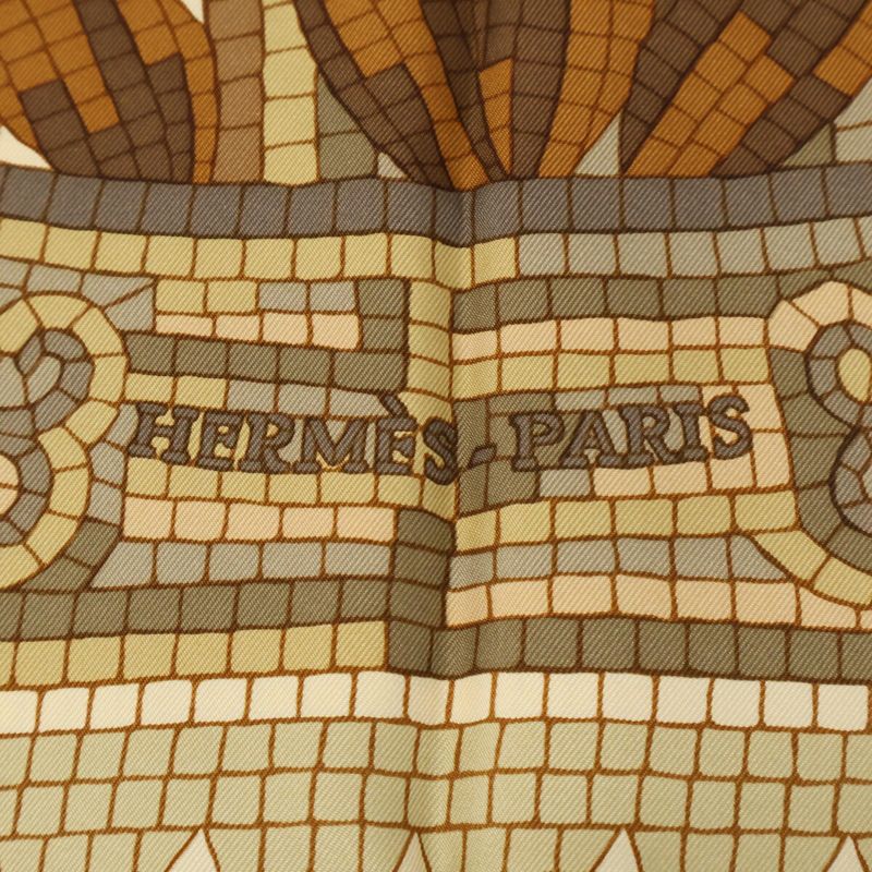 Hermes Cave Felem Beware of Cats Silk Carre 90 Scarf )beige