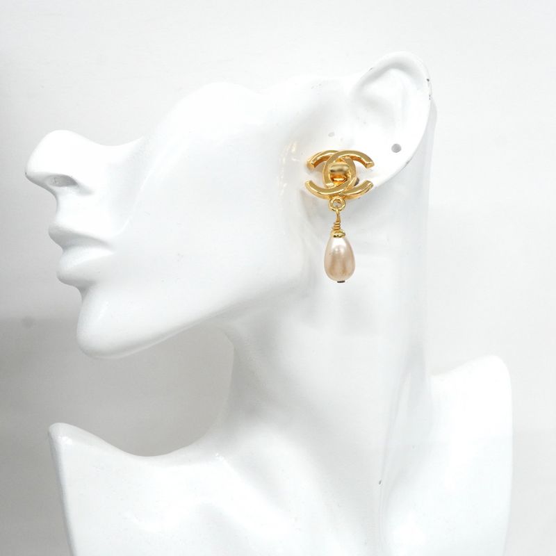 Chanel Earrings Vintage CC Logo Turnlock Gold Plated Faux Pearl