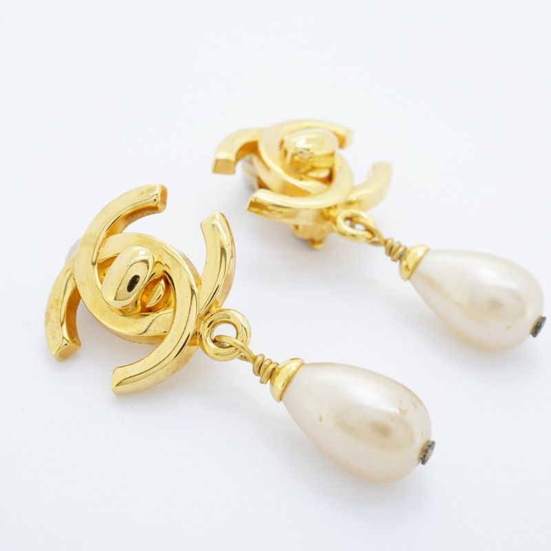 Chanel Earrings Vintage CC Logo Turnlock Gold Plated Faux Pearl