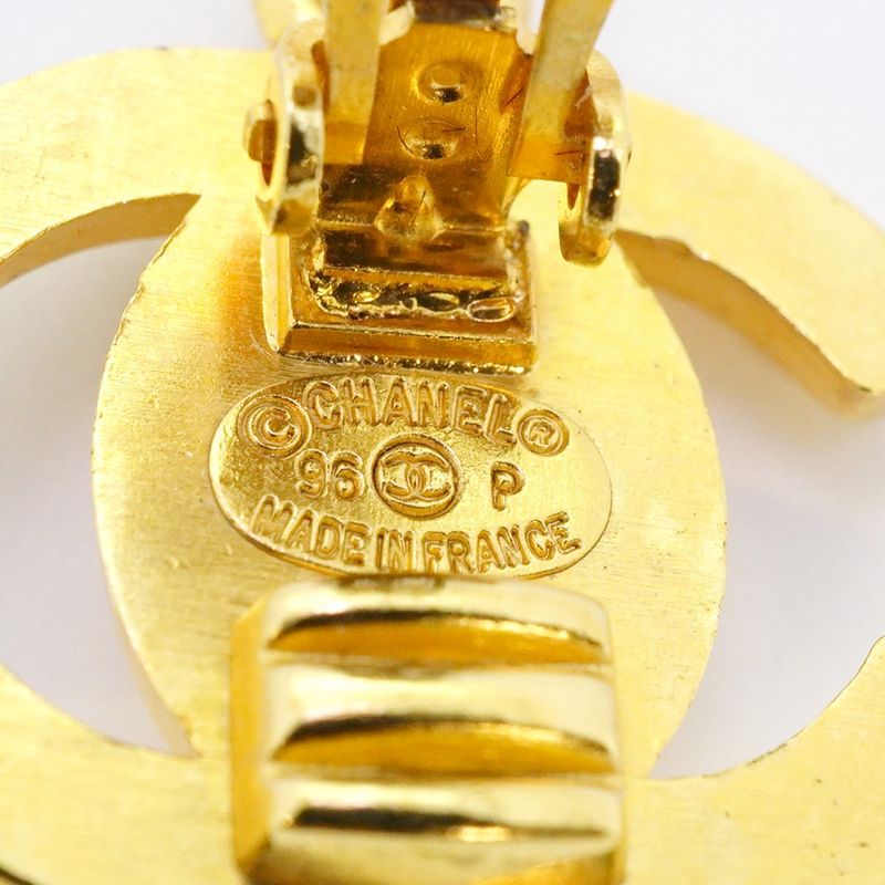 Chanel Earrings Vintage CC Logo Turnlock Gold Plated Faux Pearl