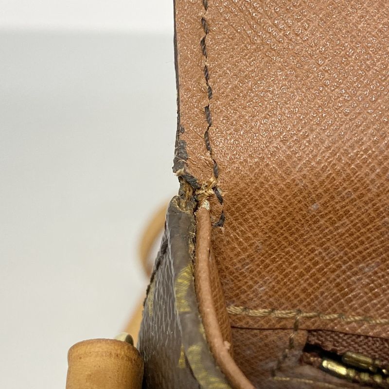 Louis Vuitton Shoulder Bag Monogram Cite MM Brown T-Shirt