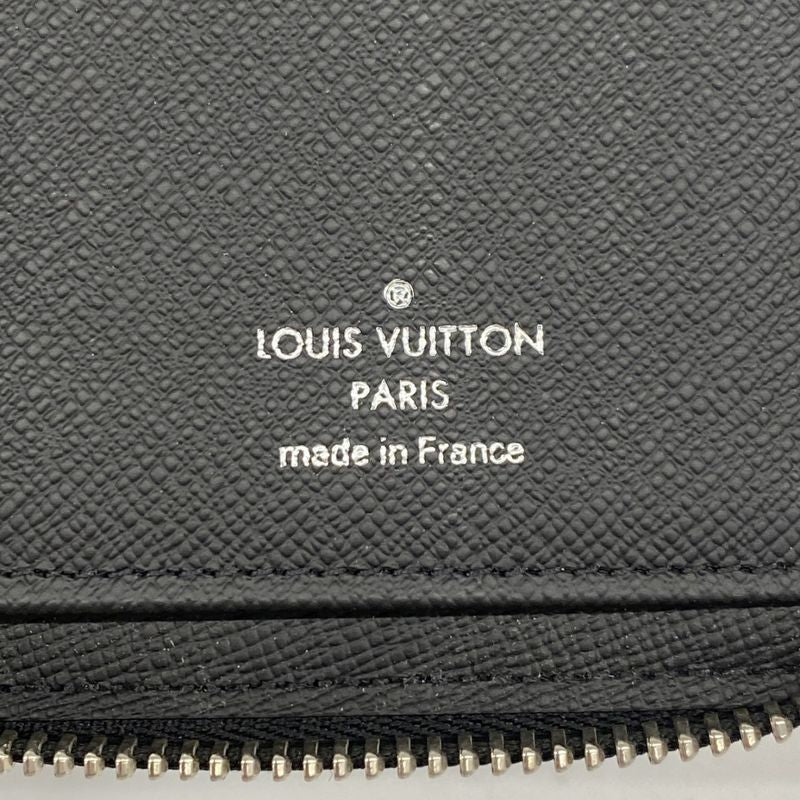 Louis Vuitton Wallet Taiga Zippy Vertical Noir Black