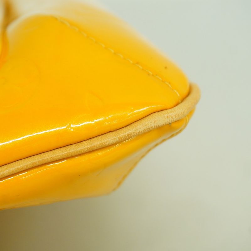 Louis Vuitton Shoulder Bag Vernis Thompson Street Jaune
