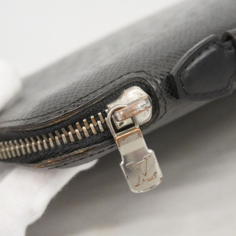 Louis Vuitton Wallet Taiga Organizer Atoll Ardoise
