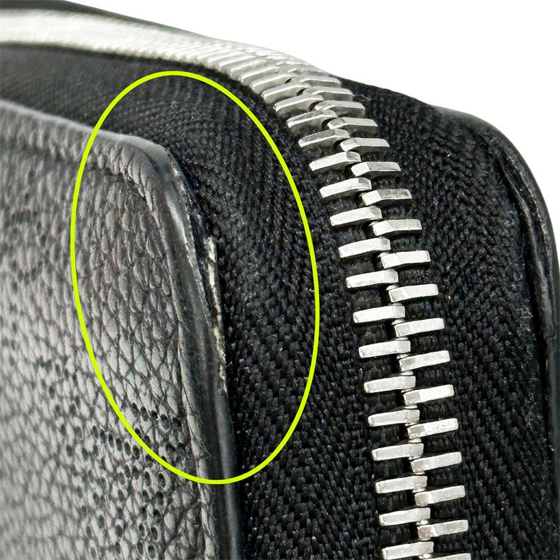 Louis Vuitton Wallet Monogram Mahina Zippy Noir Black