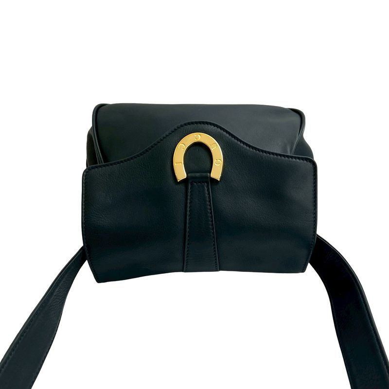 Gucci Vintage Horse Shoe Logo Leather Shoulder Bag