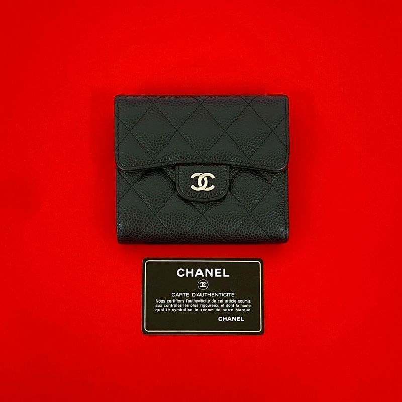 Chanel Card Seal Quilted CC Logo Caviar Leather Trifold Wallet