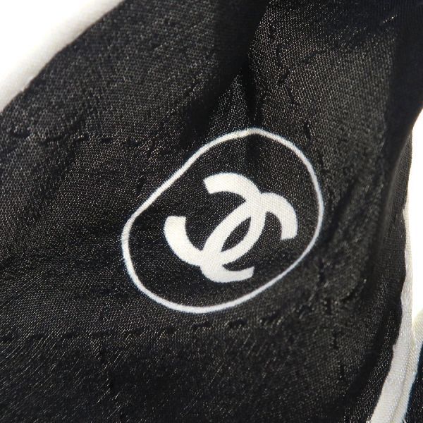 Chanel 23K Barrette Black