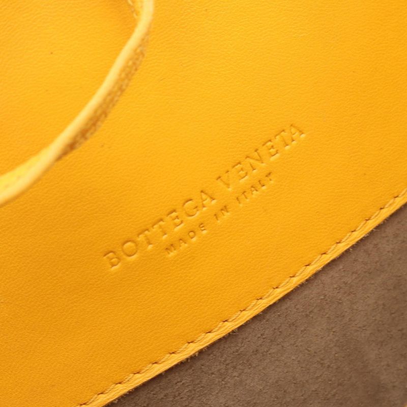 Bottega Veneta Tote Intrecciato Master de Leather