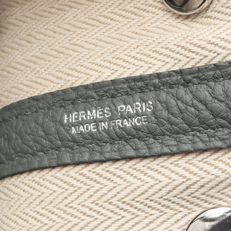 Hermes Handbag Neo Garden 23 Vera Mande Leather Veil Amand Green