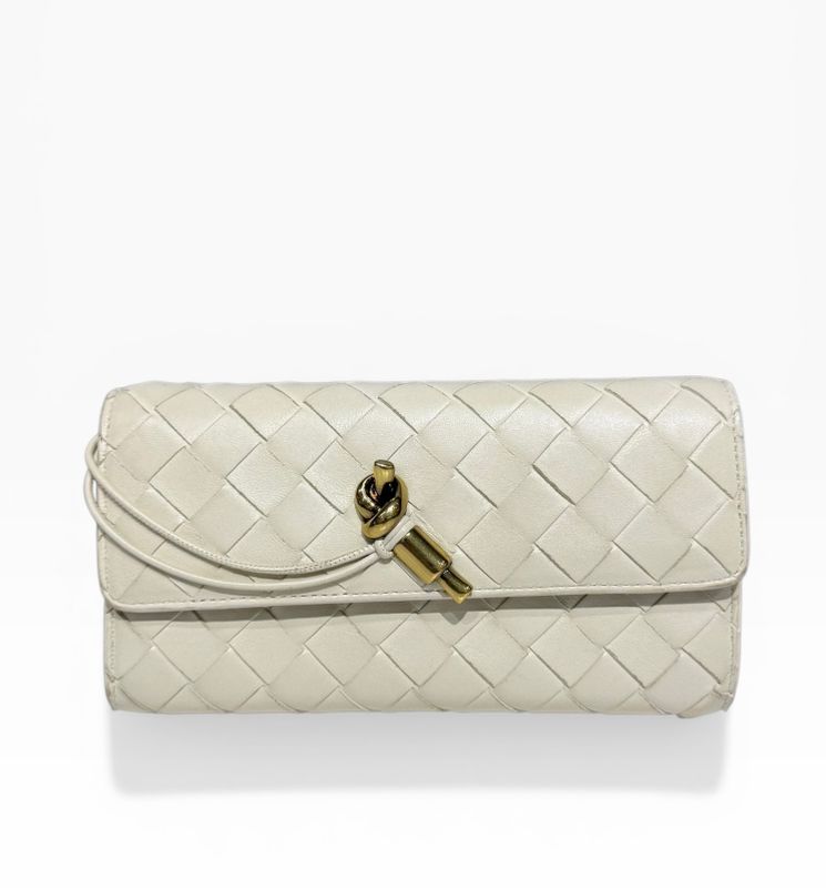 Bottega Veneta Andiamo Large Flap Wallet Bifold White Intre