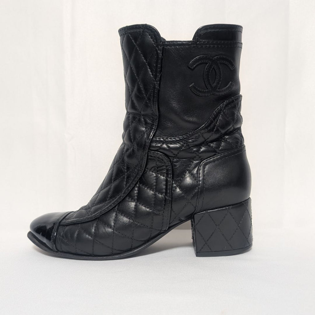 Chanel CC Logo Short Boots Quilted Black — view 2