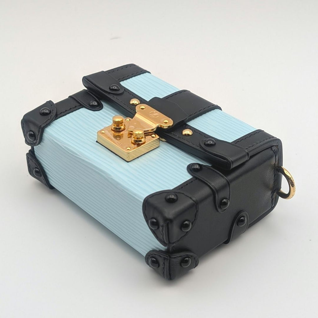 Louis Vuitton Portefeuille Trunk Epi Blue Shoulder Bag — view 3