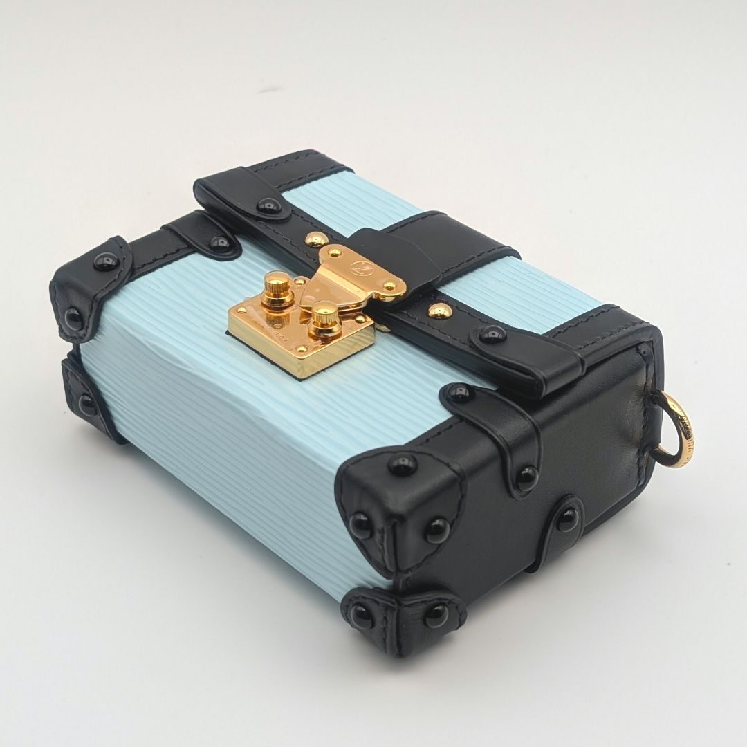 Louis Vuitton Portefeuille Trunk Epi Blue Shoulder Bag — view 3