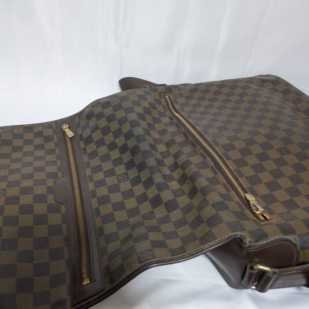 Louis Vuitton Spencer Damier Shoulder Bag — view 5