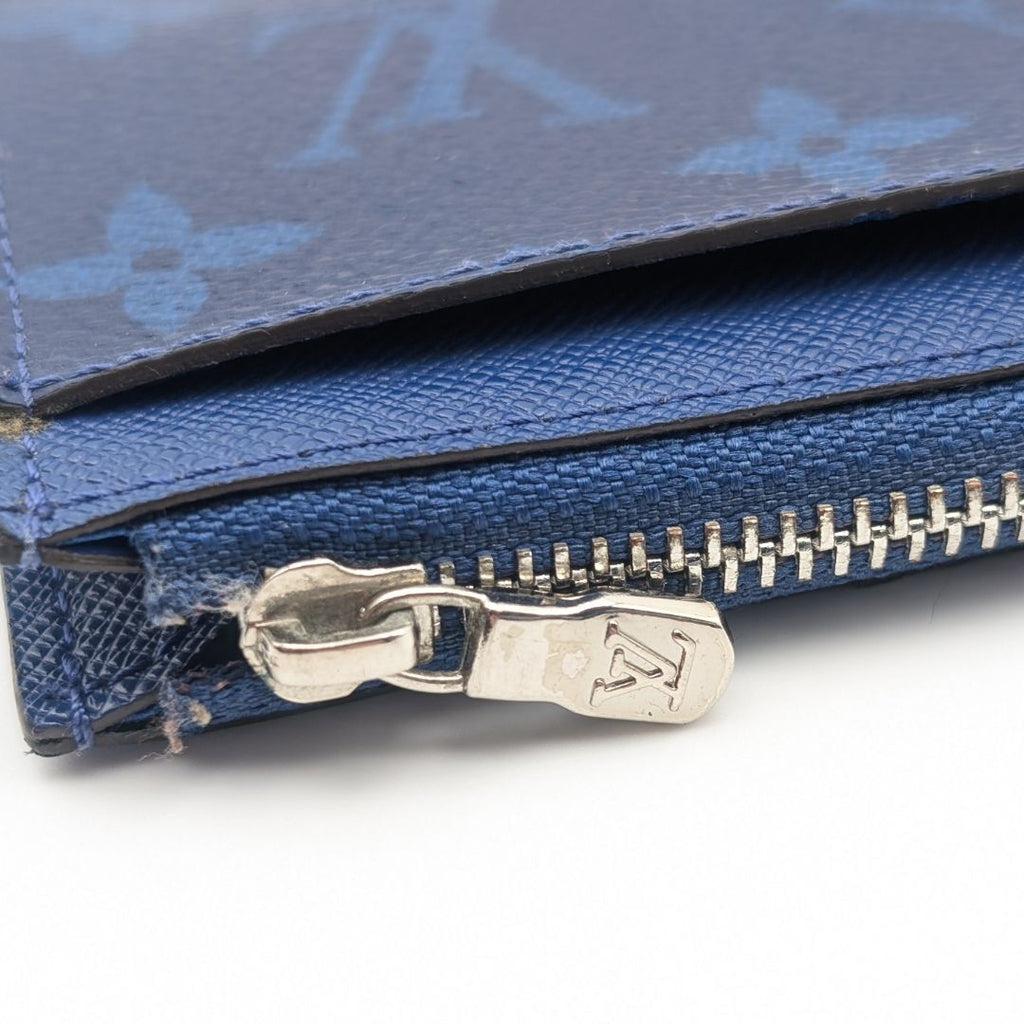 Louis Vuitton Exterior Taigarama Coin Card Holder Cobalt Monogram — view 4