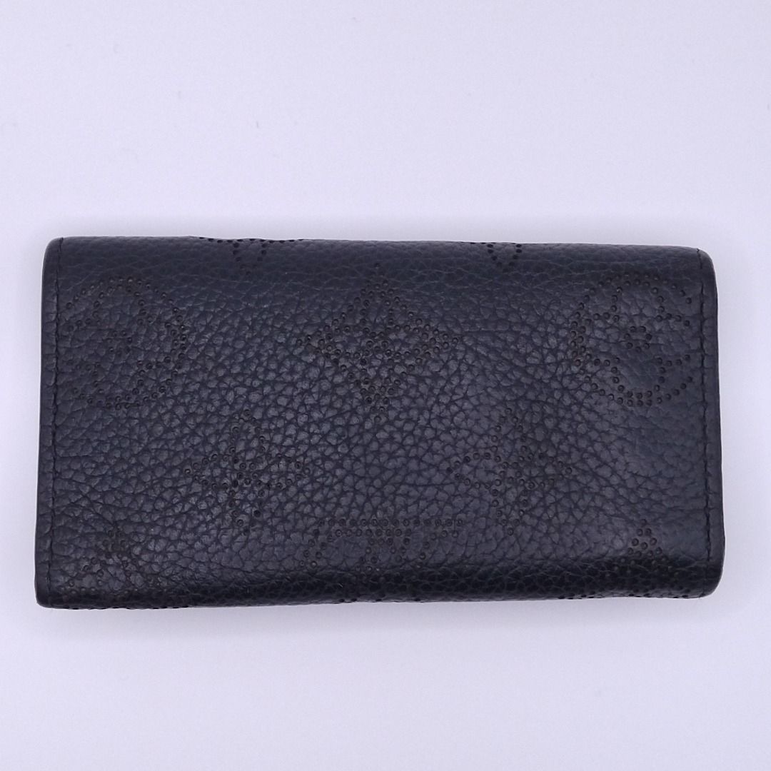 Louis Vuitton Key Case Multicles 4 Mahina Noir Black Key Holder — view 2