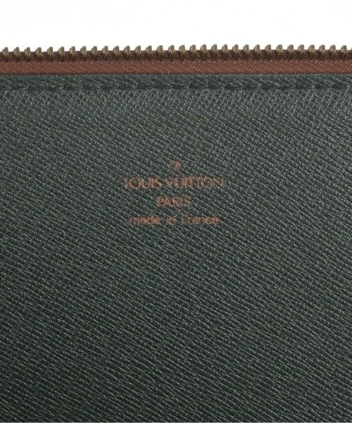 Louis Vuitton Clutch Brown