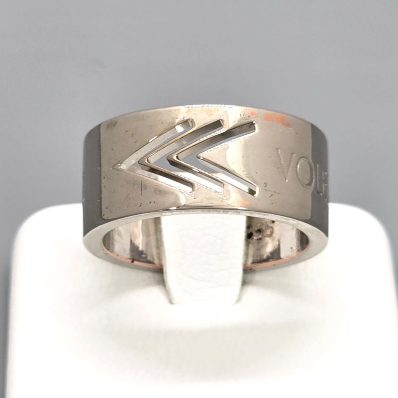 Louis Vuitton Ring Vvv M Cutout Triple Volez Voguez Voyagez Metal