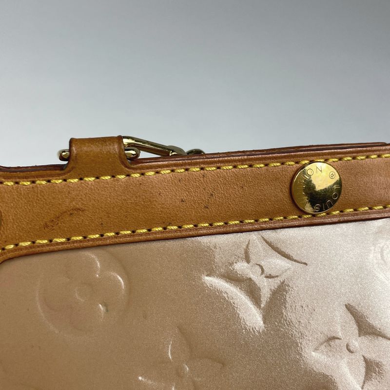 Louis Vuitton Roxbury Drive Shoulder Bag Enamel Patent Monogram Vernis Noisette