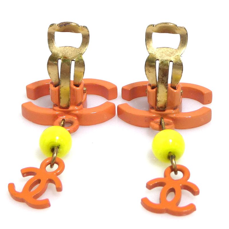 Chanel Earrings CC Logo