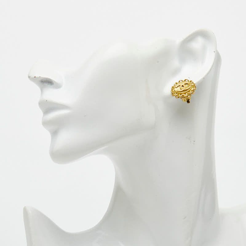 Chanel Vintage CC Logo Gold Plated Ring