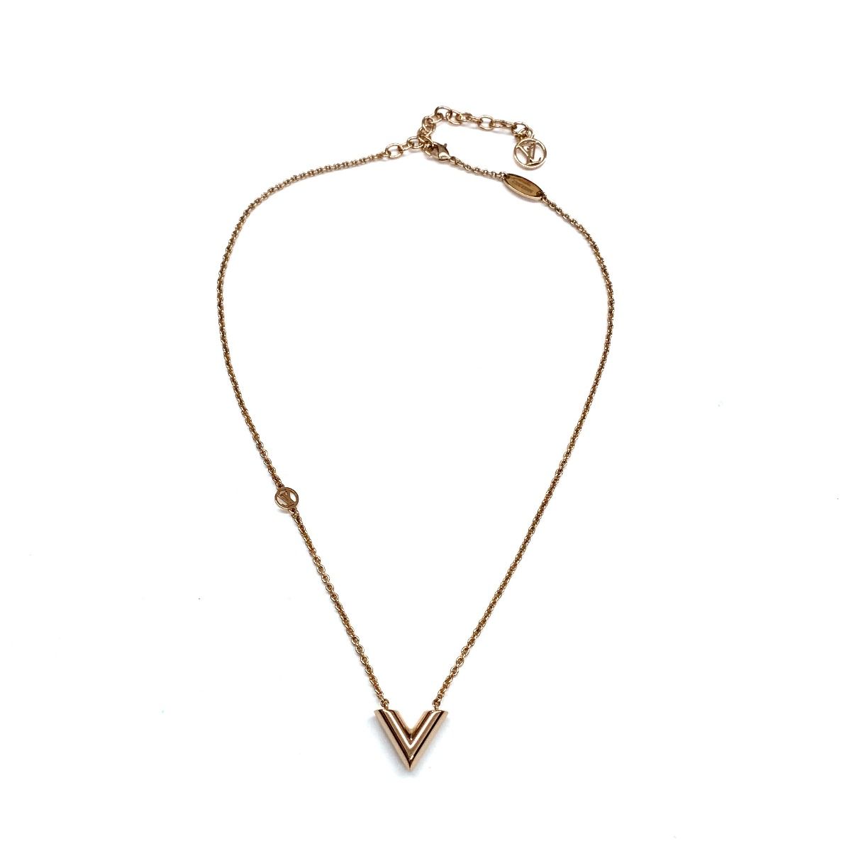 Louis Vuitton Essential Necklace Gold — view 2