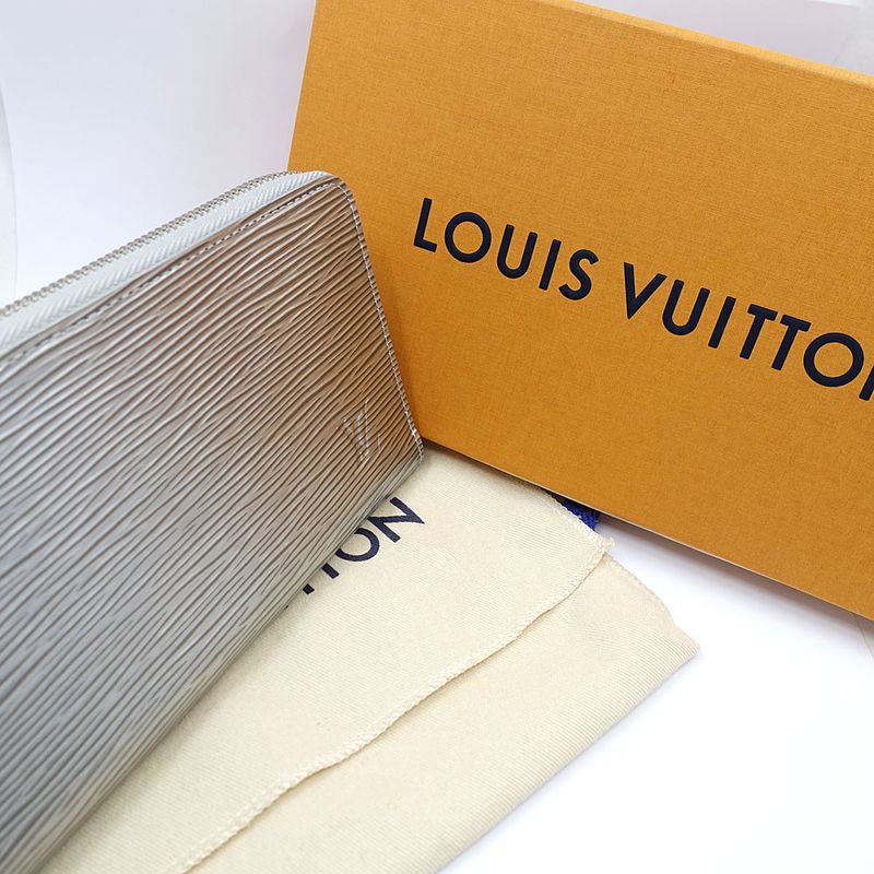 Louis Vuitton Wallet Zippy Epi Leather LV Night