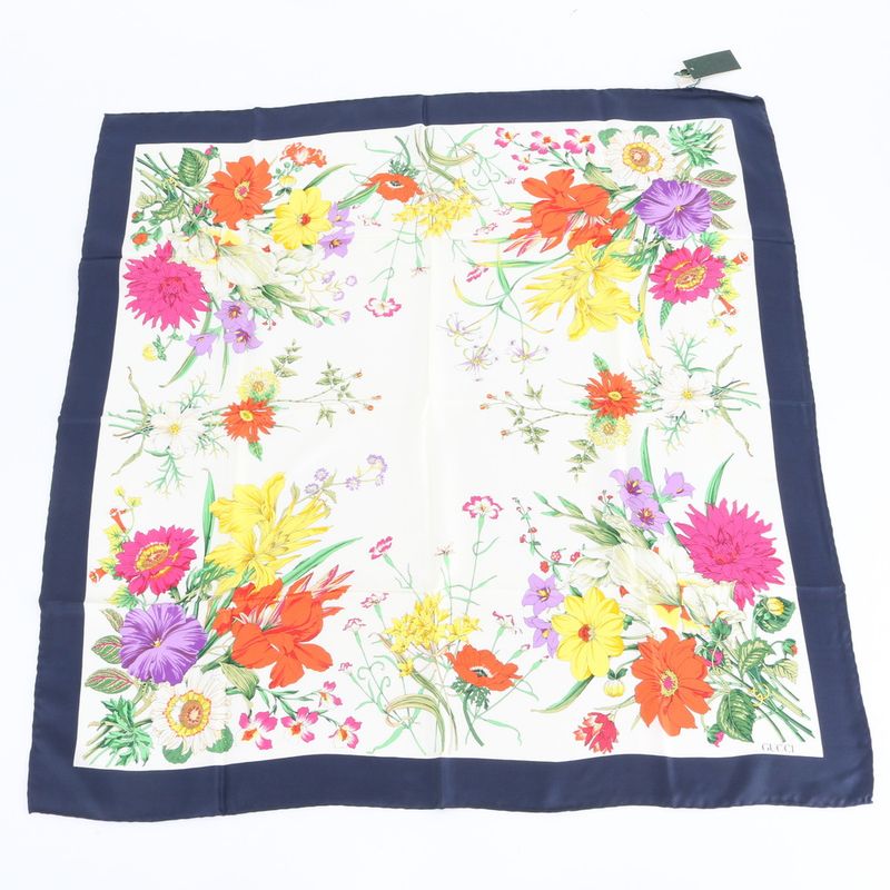 Gucci Silk Scarf Floral Flower Pattern