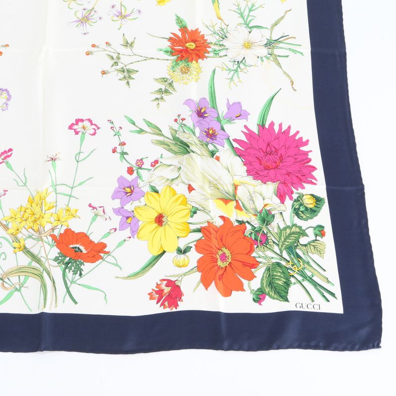 Gucci Silk Scarf Floral Flower Pattern