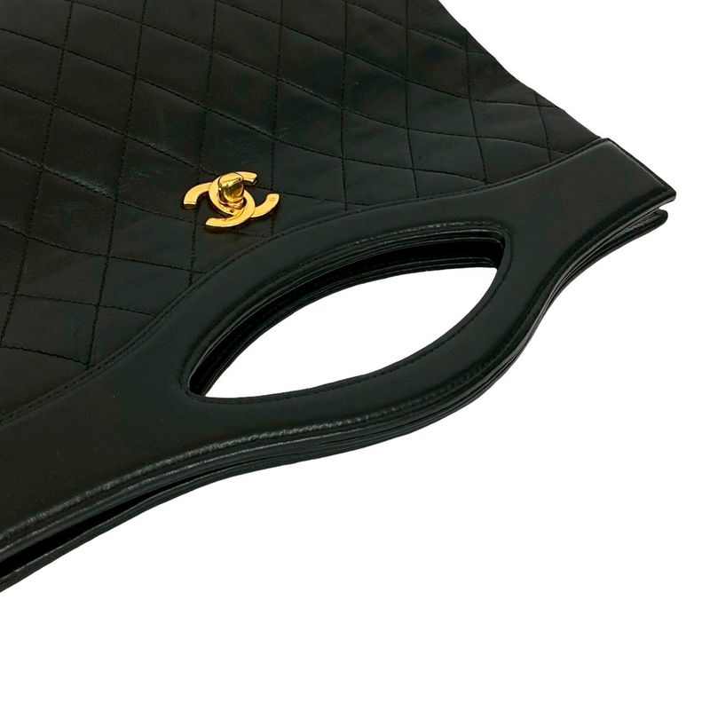 Chanel Card Quilted CC Logo Lambskin 2-Way Shoulder Bag