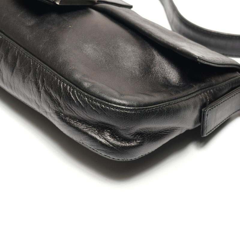 Fendi Shoulder Bag Lambskin Leather Mamma Bucket