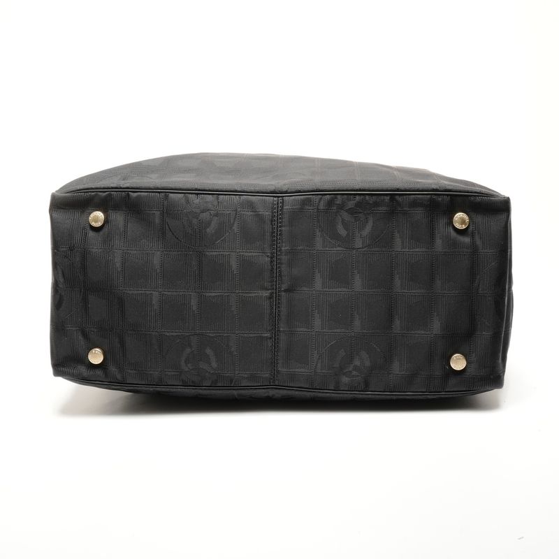 Chanel Tote New Travel