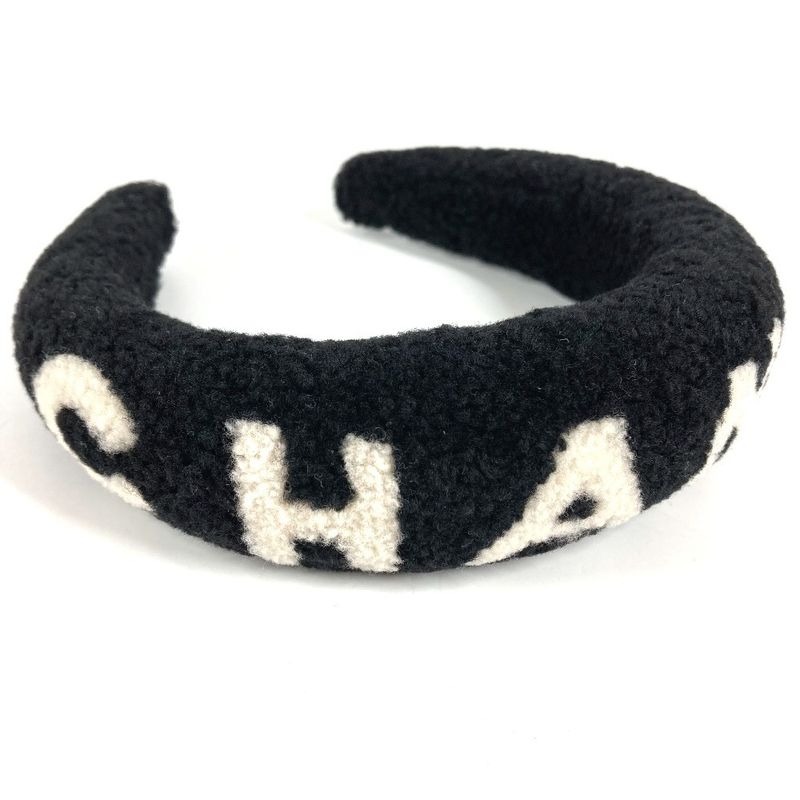 Chanel Headband CC Logo Shearling Black Shoulder Bag X White