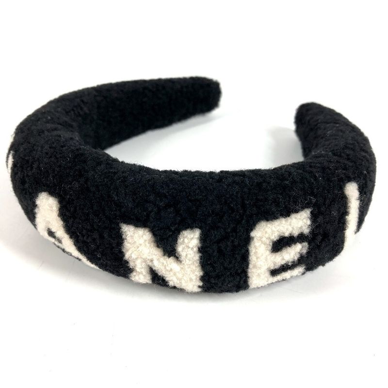 Chanel Headband CC Logo Shearling Black Shoulder Bag X White