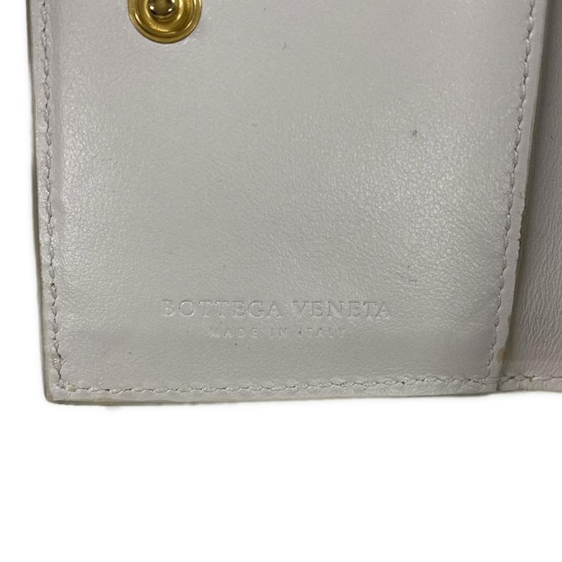 Bottega Veneta Trifold Wallet Maxi Intrecciato White Leather