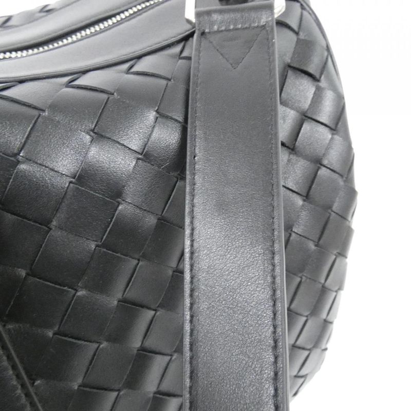 Bottega Veneta Boston Bag Black