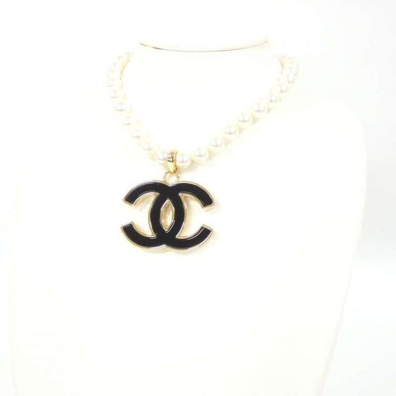 Chanel Necklace Black