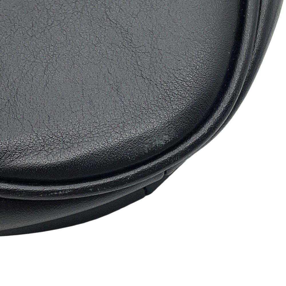 Celine Shoulder Bag Triangle Logo Leather Pochette Black — view 8