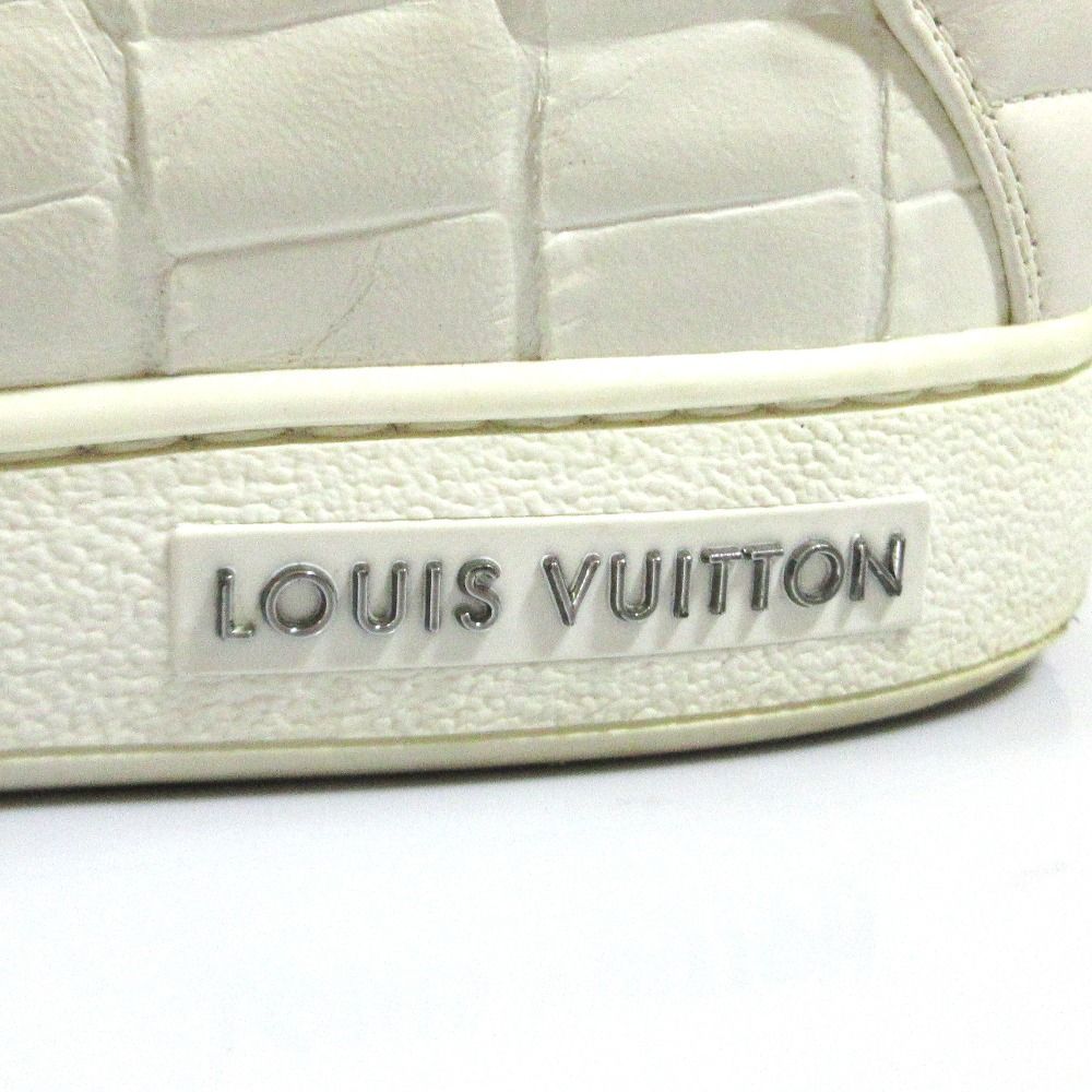 Louis Vuitton Front Low Sneaker — view 7