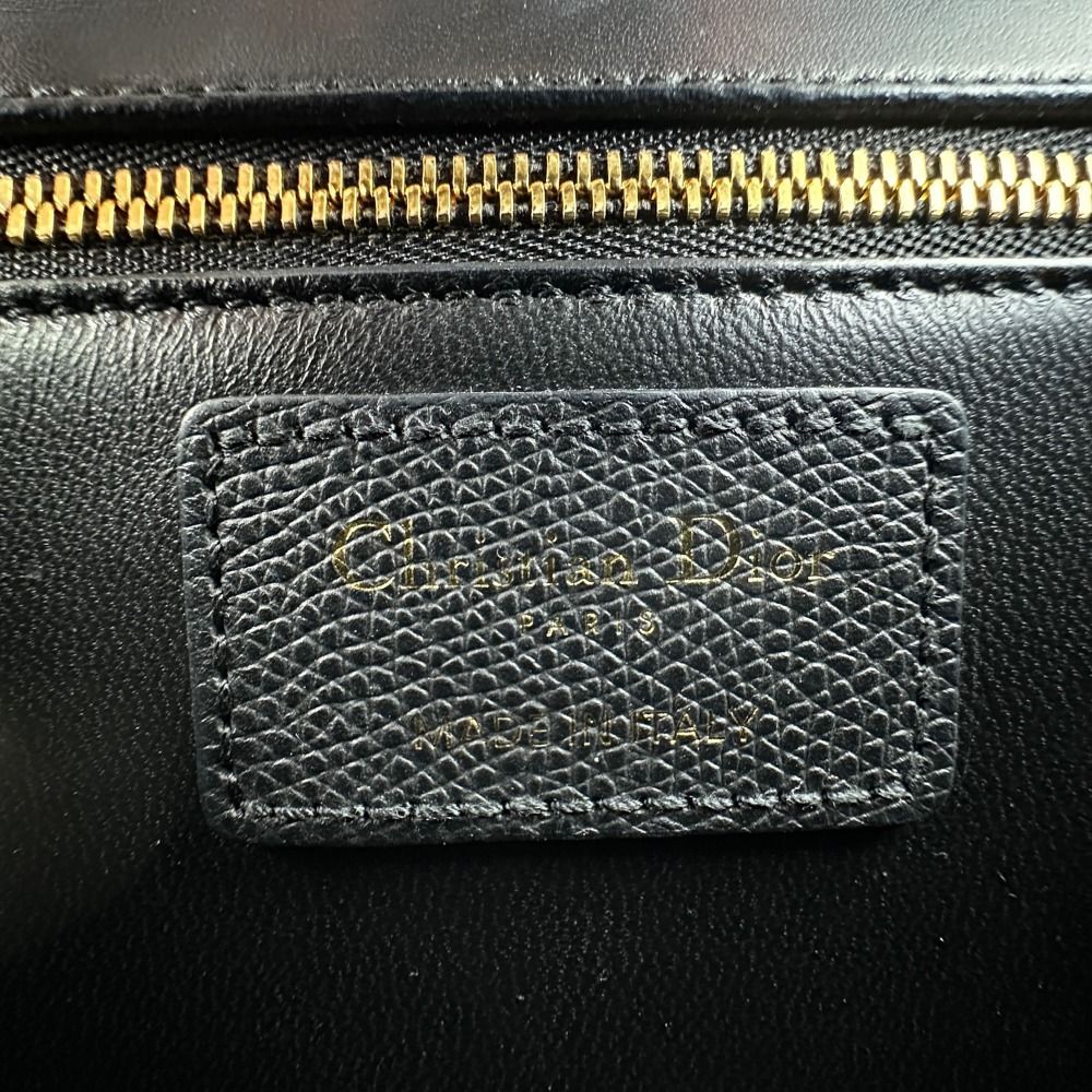 Dior 30 Montaigne Leather Bag Black — view 9