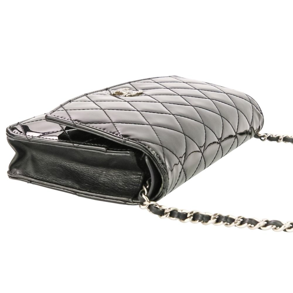 Chanel Brilliant Patent Quilted Chain Wallet Black — view 4
