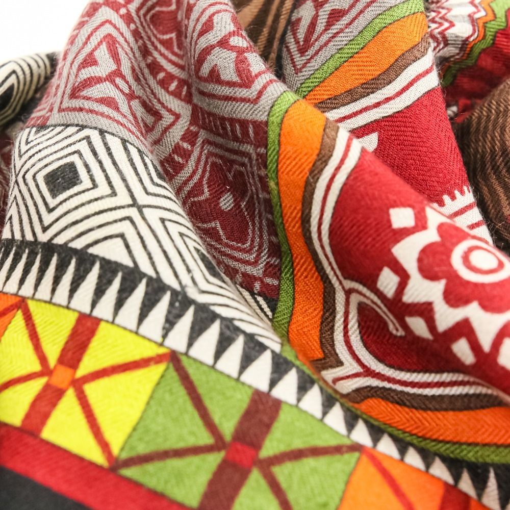 Hermes Cent Plis Des Miao Carre Geant 140 Cashier Large Shawl Black Red — view 8
