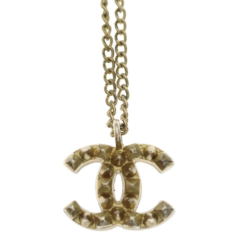 Chanel CC Logo Necklace Gold Plated — view 3