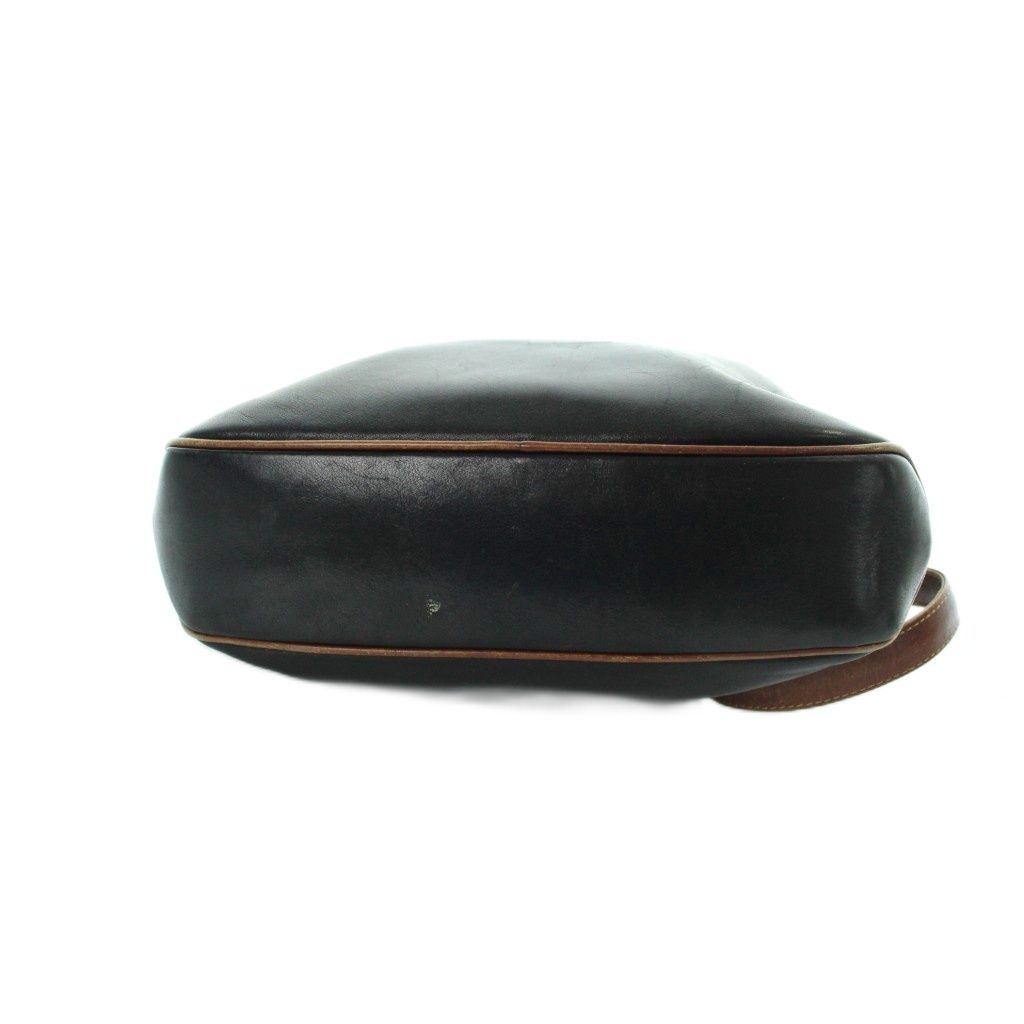 Celine Vintage Shoulder Bag Crossbody Leather Black — view 4