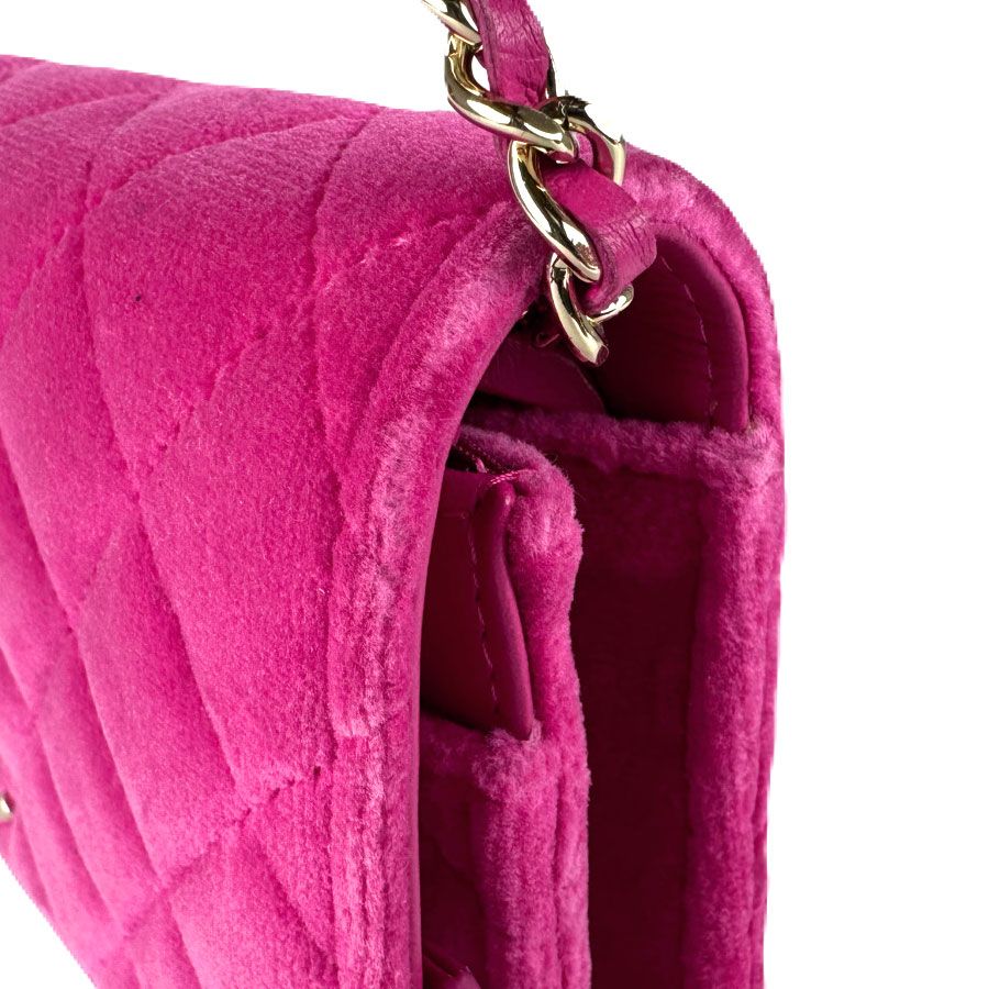 Chanel Chain Wallet Velvet Pink — view 8