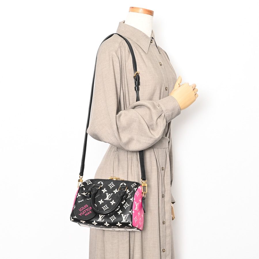 Louis Vuitton Handbag Speedy Bandouliere 20 Black White Pink — view 7