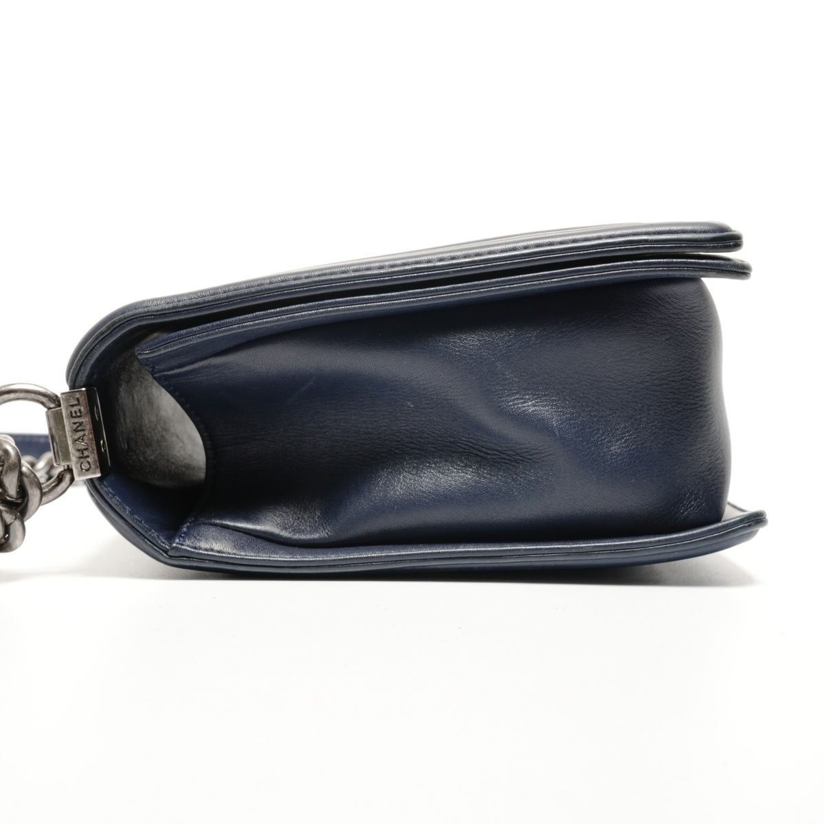 Chanel Shoulder Bag No 19 Lambskin — view 3