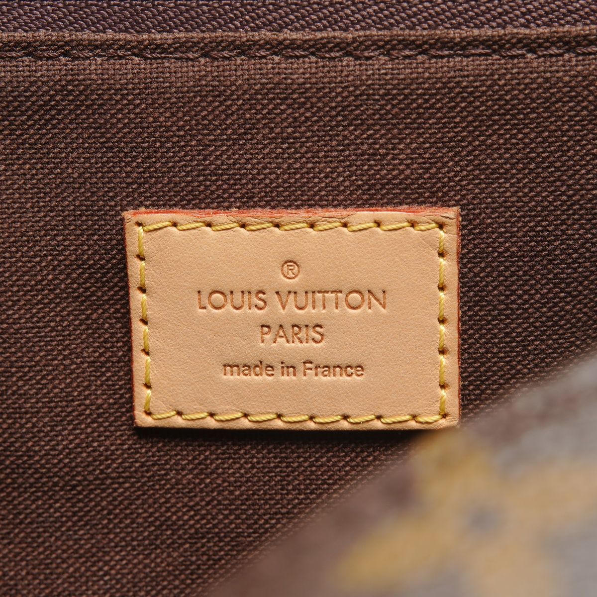 Louis Vuitton Shoulder Bag Monogram Menilmontant MM — view 9